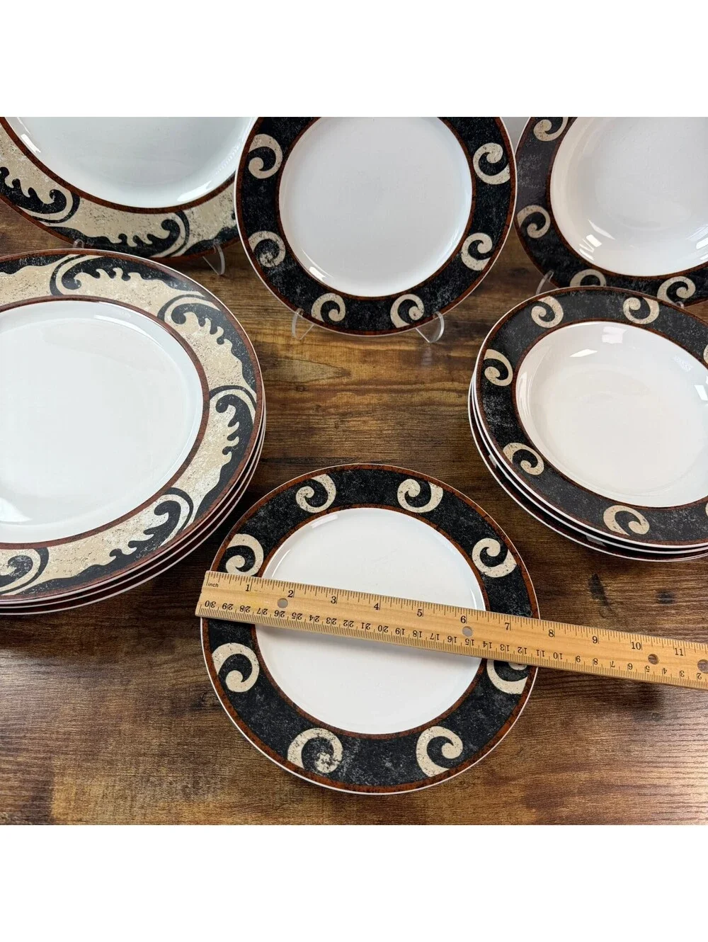 Sasaki Pompeii by Loretta Agro 16pc China Set Dinner Salad Soup Bowls Japan